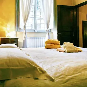 Delicious Busdraghi Apartamento Lucca